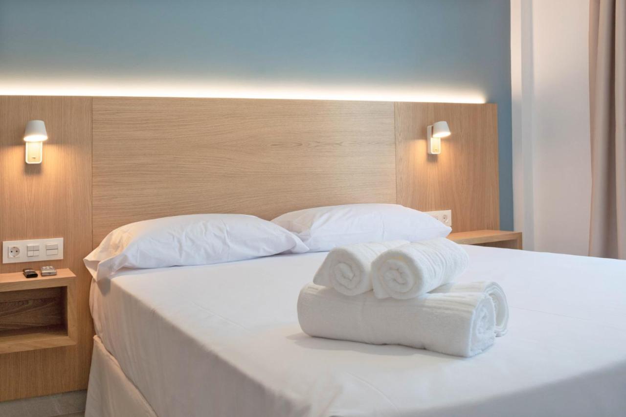 Standard Double Room,1261853959:JPEG